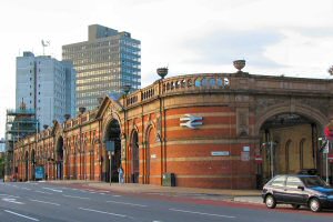 [An image showing Leicester Station]