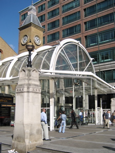 [An image showing Liverpool Street Station]