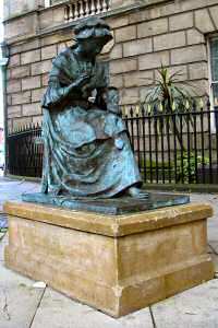 [An image showing The Seamstress Statue]